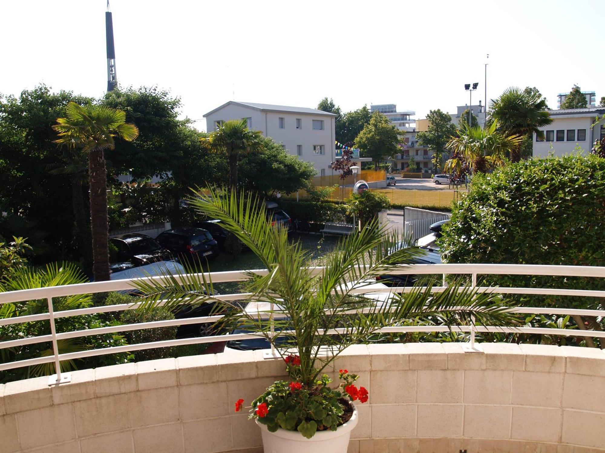 Appartamento Residenza ZACCOLO Lignano Sabbiadoro Esterno foto