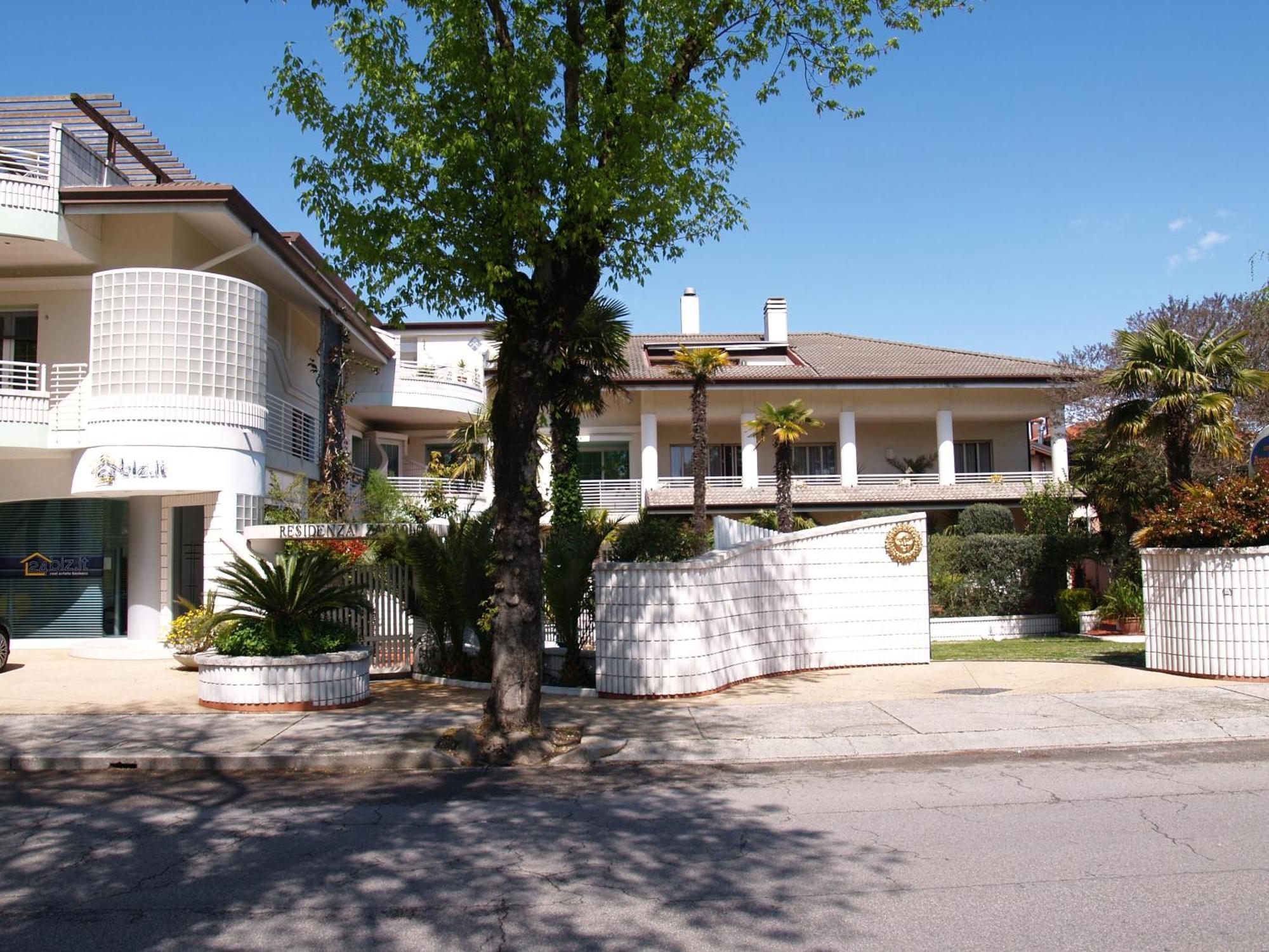 Appartamento Residenza ZACCOLO Lignano Sabbiadoro Esterno foto