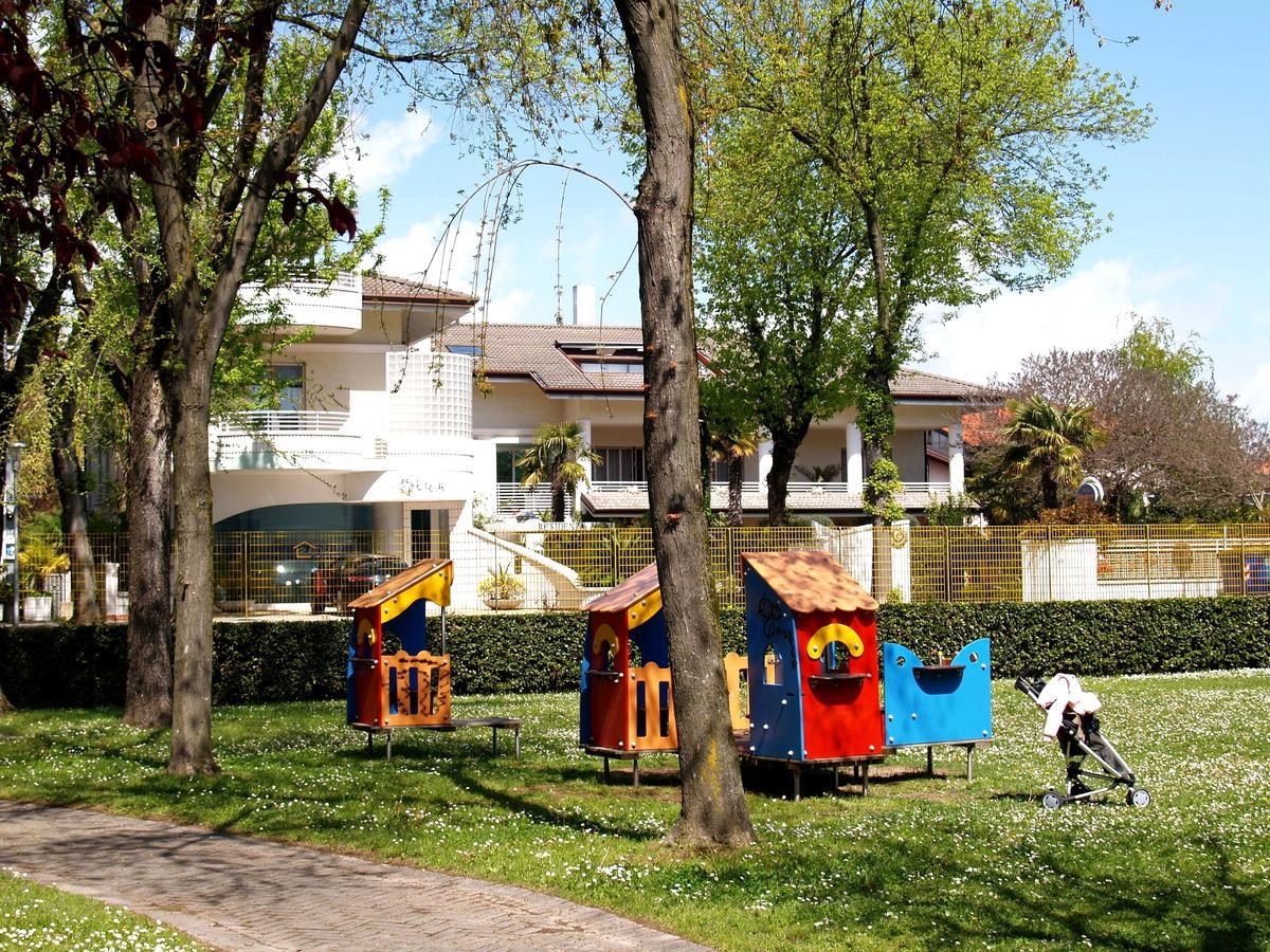 Appartamento Residenza ZACCOLO Lignano Sabbiadoro Esterno foto